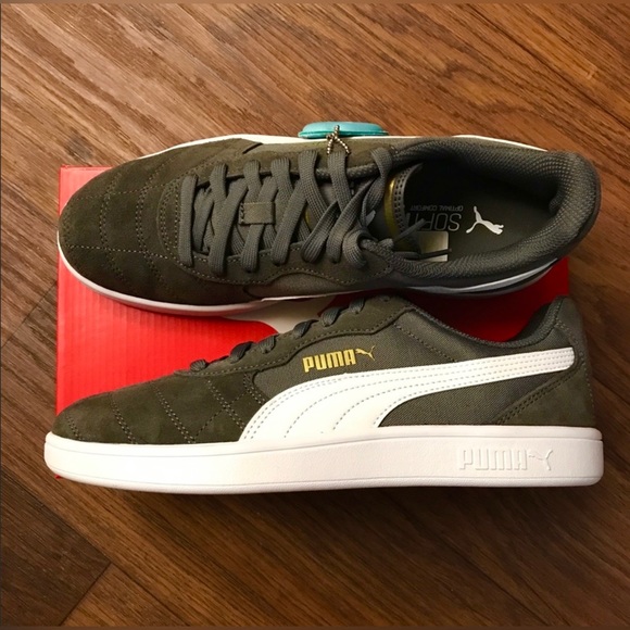 Puma Sneakers (Multiple Sizes) - Picture 2 of 5